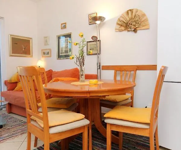Apartamento By The Sea Mavarstica, Ciovo - 9432